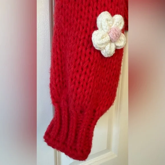 Luna Ivy Chunk Knit Red Floral Cardigan Sweater Size Medium - Picture 8 of 11